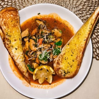 Spicy Garlic P.E. I Mussels